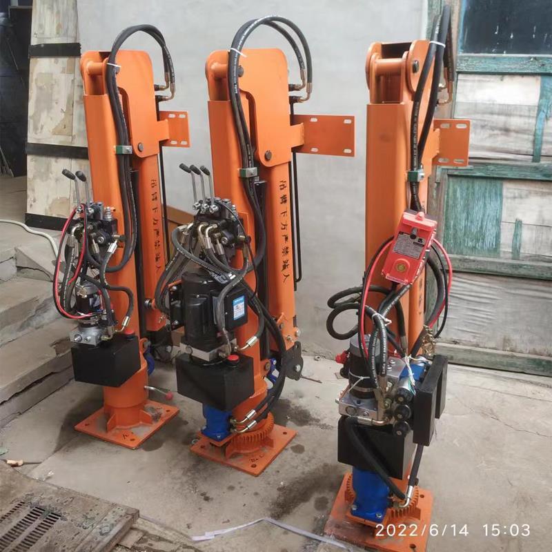 永和县重汽蓝牌随车吊 3.2吨 国六动力强 液压驱动 农用自卸起重机